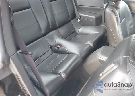 2005 Ford Mustang V6 Deluxe/V6 Premium z USA, uszkodzony, nr VIN 1ZVFT80N155258398